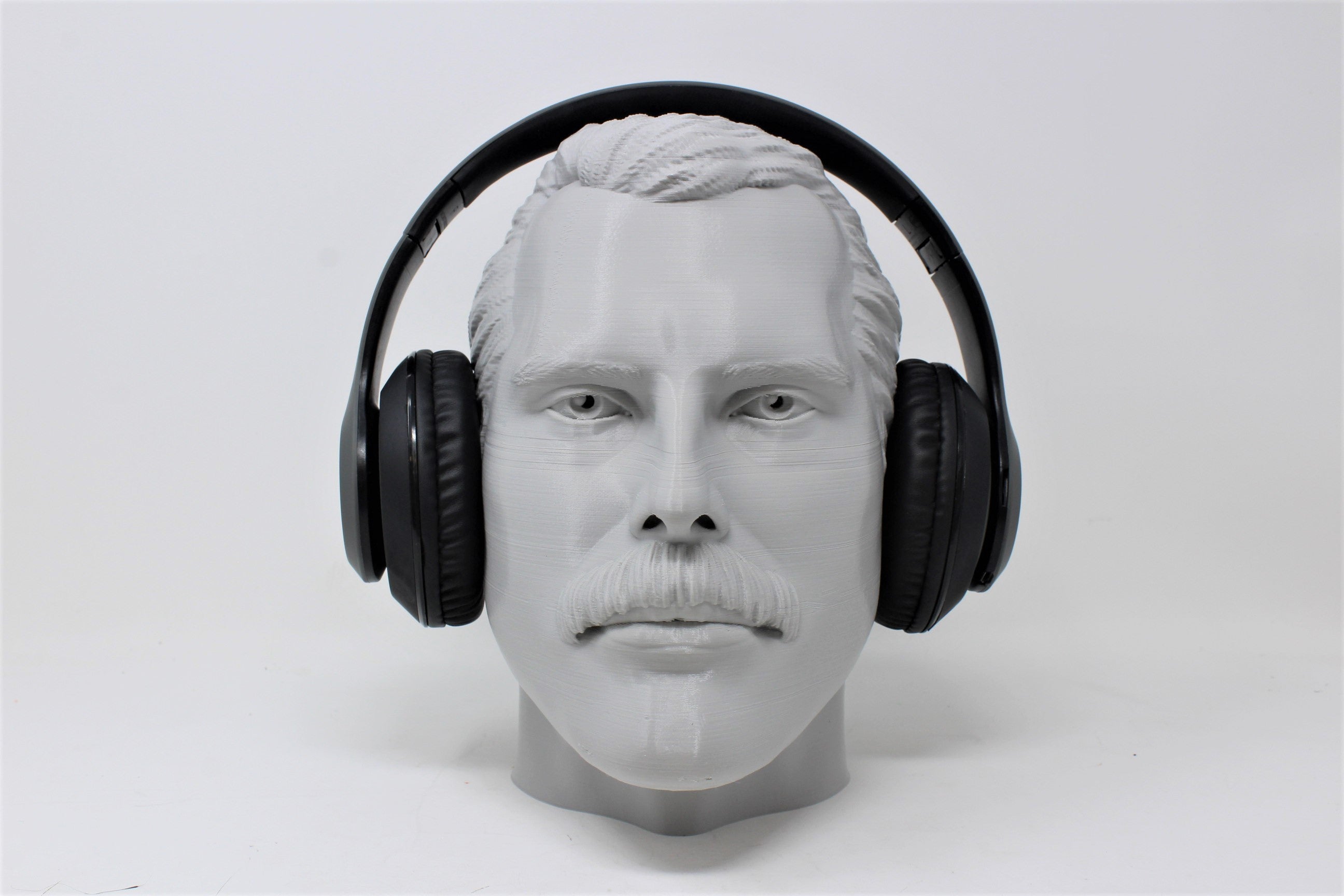 Freddie Mercury Headphone Stand: The Ultimate Gaming Collectible for Music  Fans –