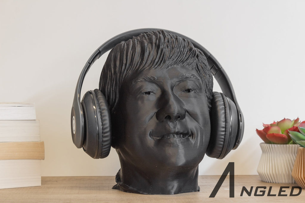 Jackie Chan Headphone Stand - Angled.io