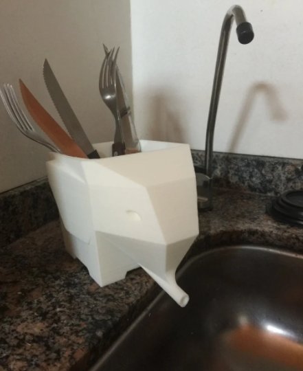 Jumbo Elephant Cutlery Drainer - Angled.io