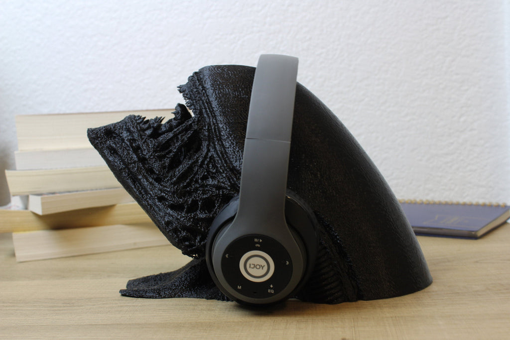 Xenomorph Headphone Stand - Angled.io